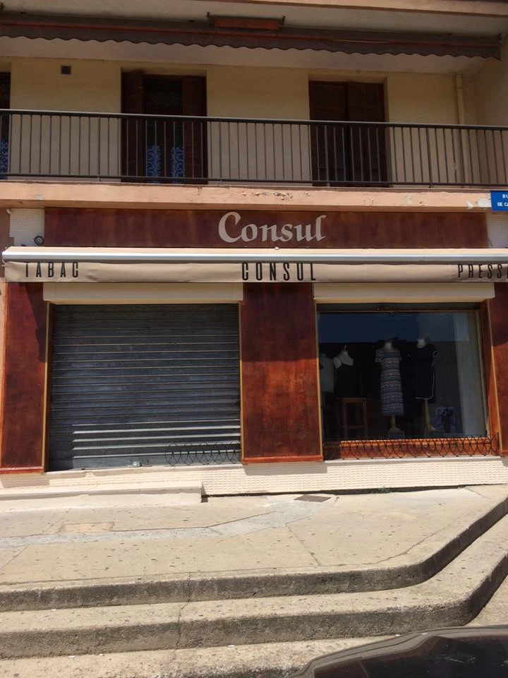 Décoration de boutique commerciale en Corse